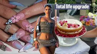 You&rsquo;re looking hotter, new clothes, new environment, total life upgrade, psychic reading ￼