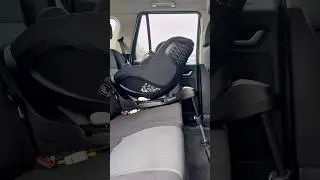 Here is how to install the Maxi Cosi Mica 360 pro #maxicosi #carseat #carseatinstallation #isofix