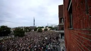 Rådhusplassen sings along to 