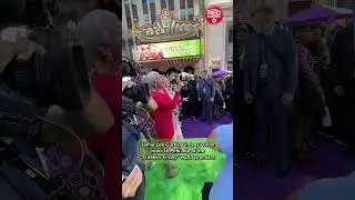 Jamie Lee Curtis and Lindsay Lohan rock out at the 