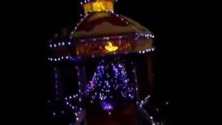 2002 Avon Holiday Treasures Holiday Splendor Lighted Fiber Optic Gazebo