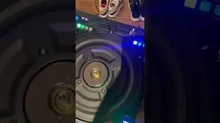 (Brand new) Rane 12 MK2 problems, nd showing the problems on serato