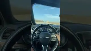 Chrysler 300 5.7 Hemi. Top speed. Filmed in Mexico