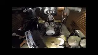 YUN-YI feat. D.T. DRUM COVER 