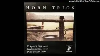 10 Trio For Horn,Violin And Pianoforte(1962) (Moderato,scherzando) Don Banks(1923-1980)