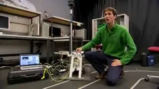 An autopilot for steering flying windmills