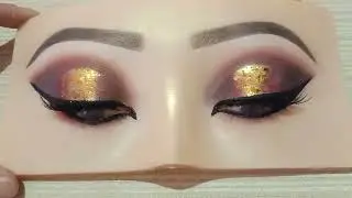 Mauve Halo Glitter Eye Makeup December 30, 2023