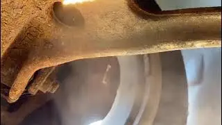 Lasersko či&scaron;ćenje podvozja automobila 1 dio || Laser cleaning of car undercarriage part 1