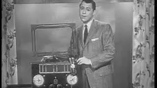 1954 RCA PORTABLE RADIO COMMERCIAL-