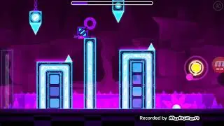 World 10 Geometru Dash Trek
