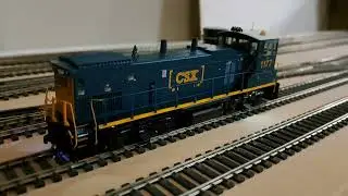 Athearn Genesis MP15AC with Truck, Step & Strobe Lights (Tsunami 2 Install) 2