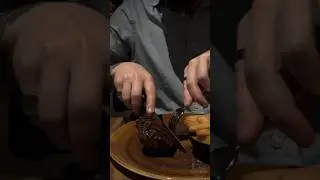 Meat & Wine Co #tastetest #reaction #foodreview #steak #rump #steakhouse #restaurant #mediumrare