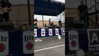 Alt 101 performing Everlong by Foo Fighters