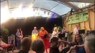 Salsa mit BremaVista. Open Space, Domshof Bremen 30.07.2022