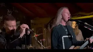 Jerry Cantrell's full 