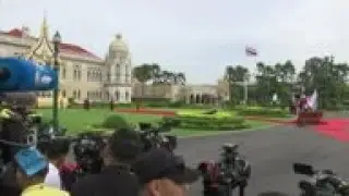 PM Chan-ocha welcomes Pres. Moon to Thailand