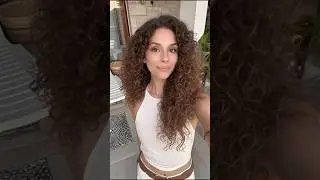 esra en cheveux boucl&eacute;s ? 🤔
