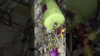 Inside The Wheel Well of a Boeing 737 MAX! #mx #aviation #boeing