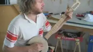 Goslink-instrumenten 2010 - Saladeschaaldeurdrempelbanjo