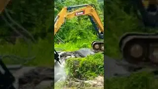 excavator drilling work #xcavator #driling