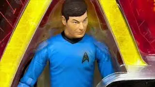 Винтажная фигурка доктора Маккоя из сериала &laquo;Звёздный путь: Оригинальный сериал&raquo; (2004)