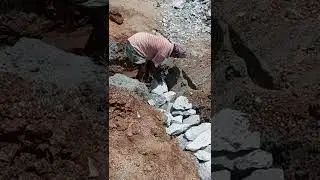 Random rubble masonry (Below GL)