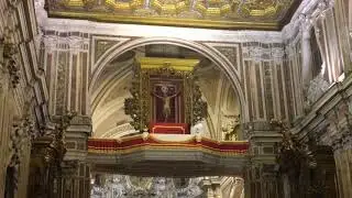 Basilica Santuario del Carmine Maggiore Napoli, “velamento “ del Crocifisso Miracoloso