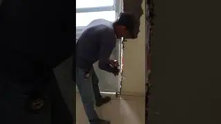como chumbar porta espuma expansiva #obra #pedreiro #dica #ideiascriativas #portal
