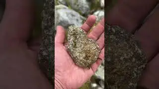 I can find rusty quartz on a regular day but a druzy blue Bella Coola agate well that&rsquo;s just special
