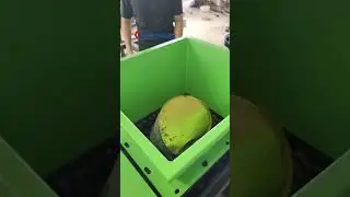 Small Shredder, Big Power &ndash; Crushing Steel Drums in Seconds！