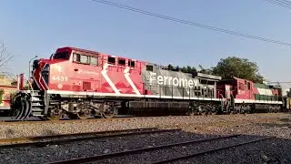 27-ene-026. 4431 y 14507 #ferromex y #ferrosur tempranito rumbo al valle 