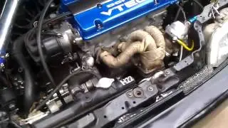 H22 crx turbo. Just painted valve cover..