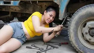 Genius Girl Fully Restores the Sunken DAIHATSU Truck into a Passenger Car!