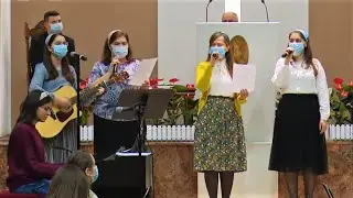 De-ai fi văzut un Prunc în paie · Grup de tinere, 