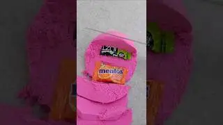 Mentos & Guava Candy Reveal 🍬 | Pink Kinetic Sand ASMR | Satisfying