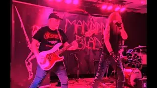 Maninnya Blade - Ruler of the Whip - Live, Annexet, Boden