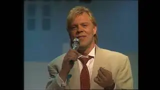 Vesku Show - Valkoakaasiat (1989)