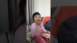 ความน่ารักของน้องเพชรน้องพลอย