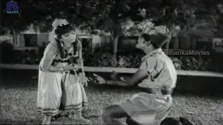 Vijayalalitha Funny Fight With Police  - Basti Bulbul Telugu Movie Scenes