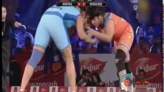 Pro Wrestling League 2015: Geetika Jakhar Vs Navjot-16th Dec| Haryana Hammers- Bengaluru Yodhas