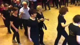Ballo di gruppo polka country