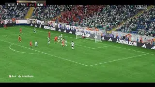 Peter Crouch is the best card in Fifa 23