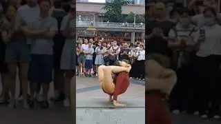 Chinese Girl Performs Extreme Yoga For A Crowd