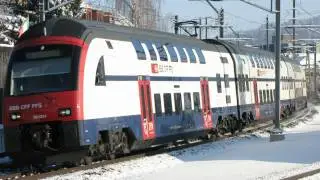 Re 4/4 420 Schnellzug Parallelfahrt ICN S-12 S-Bahn SBB Eisenbahn Rail Winter Winterthur