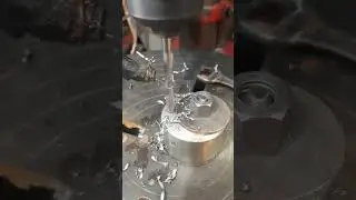 #drilling #ironplate #workshop #enginering #machine #explore #education