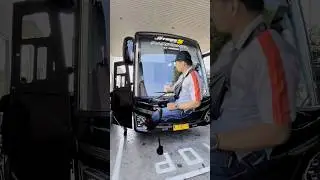 Service bus ganteng dari subur jaya JB5 #hino #hinorm280 #bushino #busmania #suburjaya #adiputro