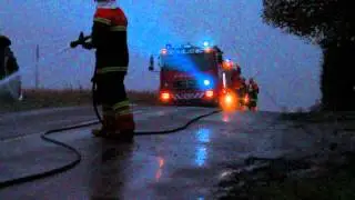 311011 - St&oslash;rre Oliespild p&aring; Vilhelmsh&oslash;jvej ved Bregninge.mpg