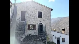 Abitazione con giardino e bosco a Poggio di Croce