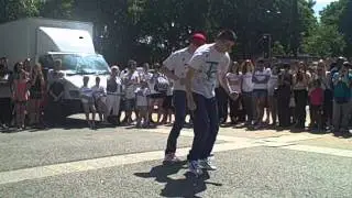 Twist and Pulse perform for Fairbridge