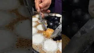 Khanom Khrok (Thai Coconut Pancake) #streetfood #thailand #bangkok